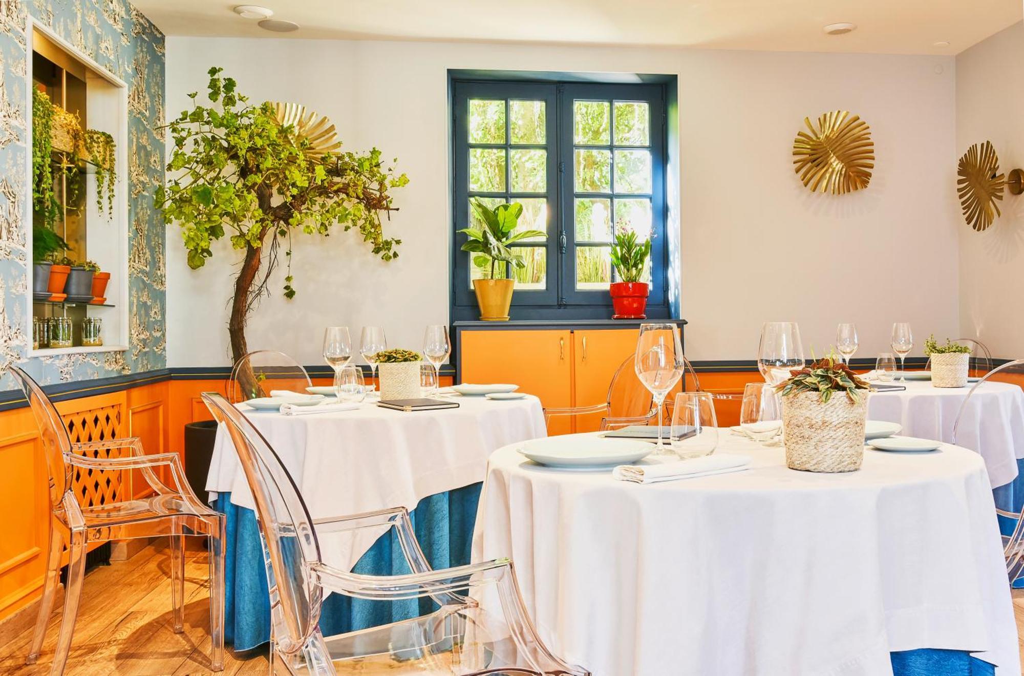 Logis Hotels Restaurant La Mere Hamard Semblançay Buitenkant foto